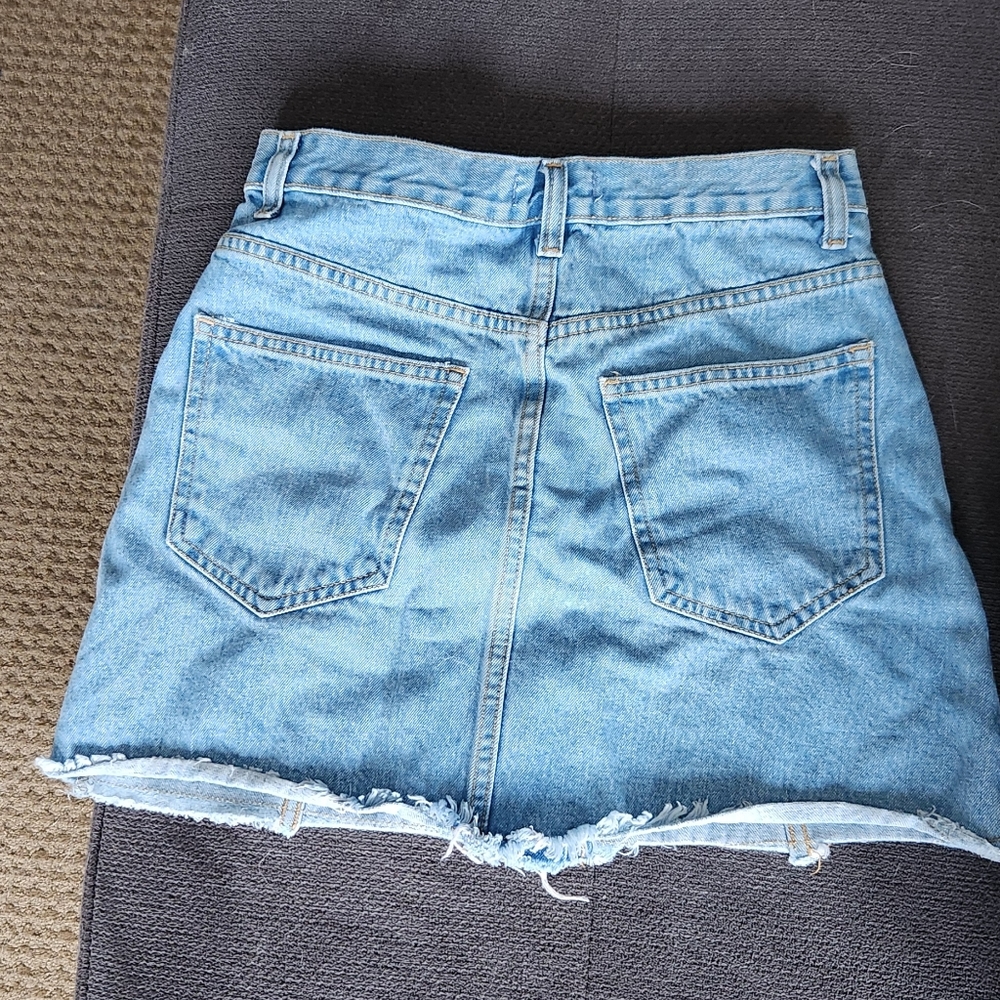 Forever 21 button-up jean skirt - Picture 2 of 3